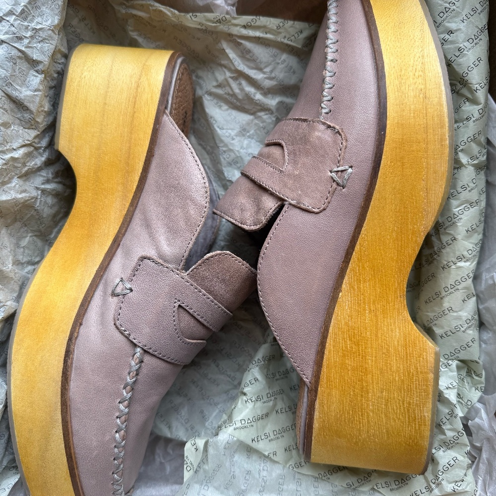 Kelsi Dagger Brooklyn Clog Mule Size 7